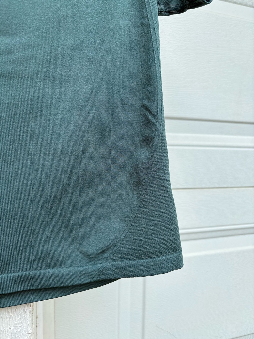 Seamless Compression Top - Picture 7 of 9